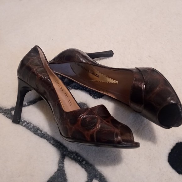 Brand new Emporio Armani heels with animal print detail - Picture 7 of 12